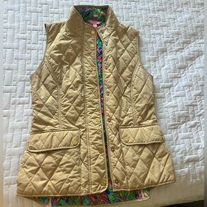 LIKE NEW Lilly Pulitzer Vest!